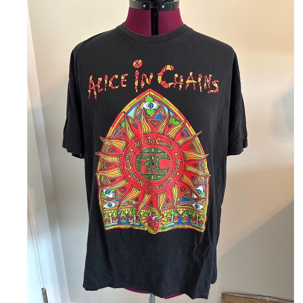 HotTopic Alice In Chains Women XL Black Stained Glass Sun Graphic Band Tee 2023